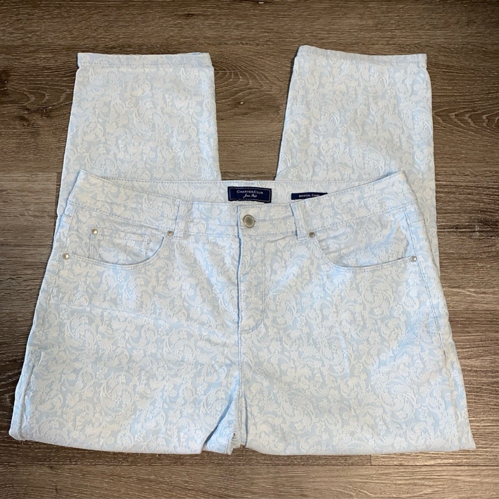 🔶Charter Club Light Blue Brocade Bristol Capri Jeans Size 12 - Picture 2 of 5